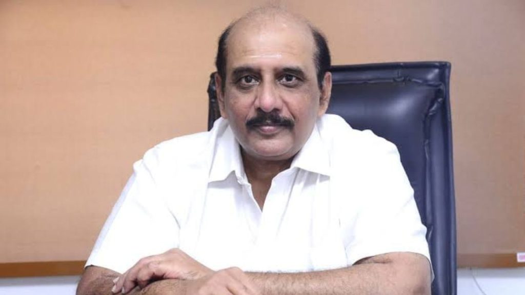 Ms Raju Agadha Movie Mahesh Babu Prabhas Compliments