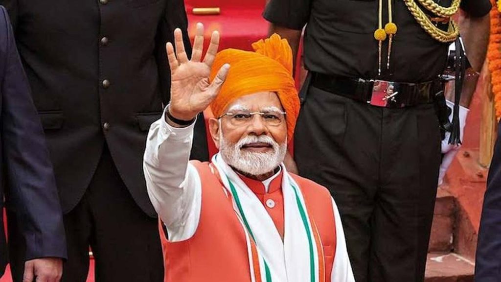 Pm Narendra Modi Will Completes 25 Years In Public Service