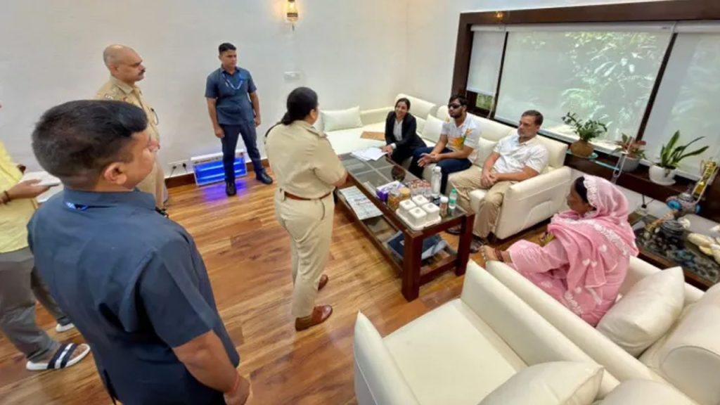 Rahul Gandhi Stages Dharna At Delhi Police Station Over Pellet Gun Injury Fir