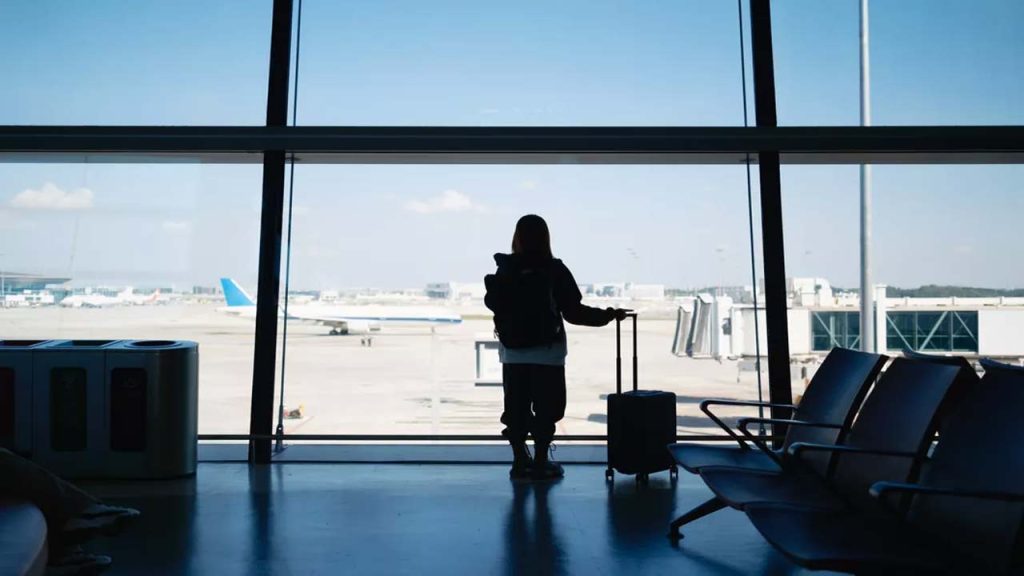 American Airlines Flight Woman Strips Naked Arrest Miami