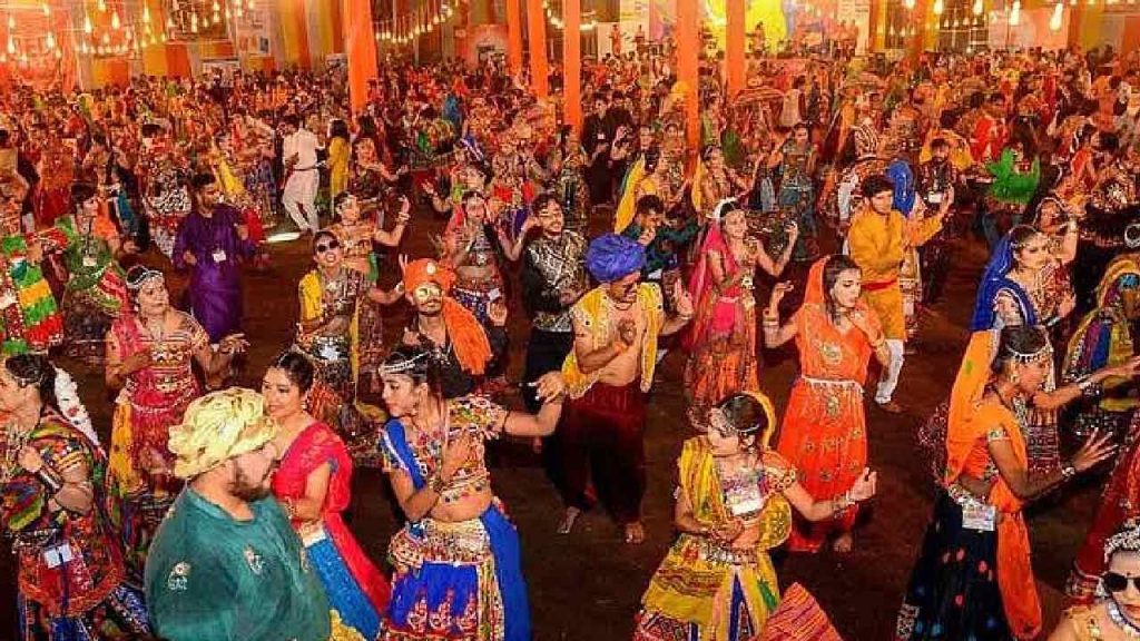 Mumbai Garba Row Bjp Mla Sets Tilak And Worship Conditions For Muslim Attendees