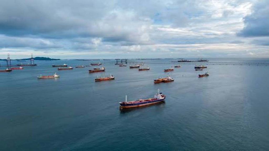 Iran Trump Hormuz Offer Reopen Strait Within Seven Days
