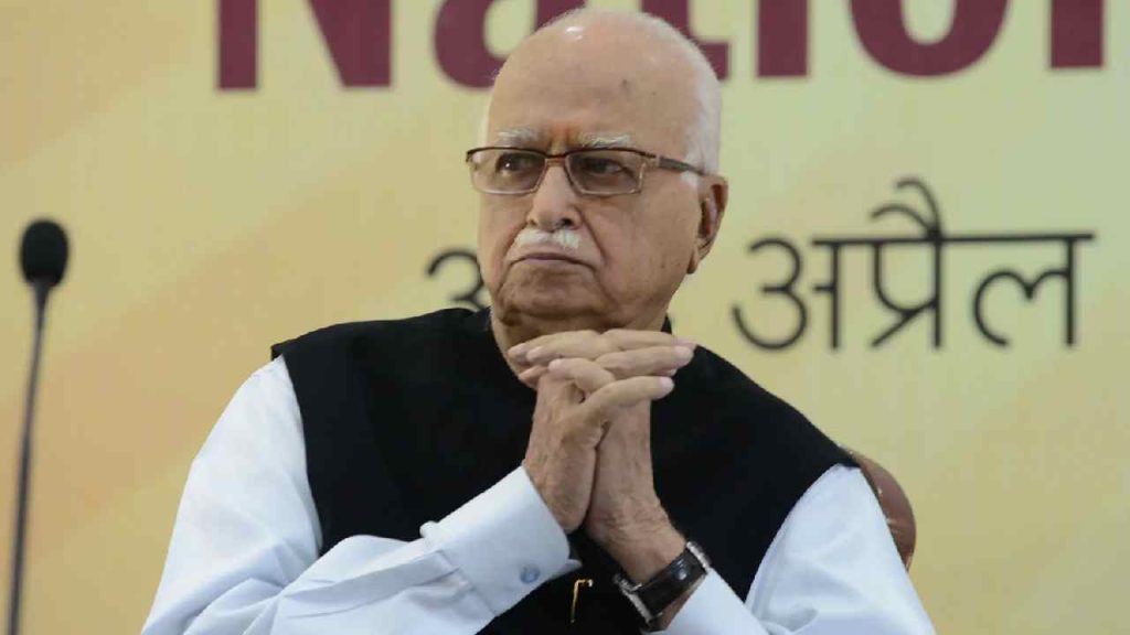 Lk Advani Manish Sisodia Delhi Sir Voter Notices