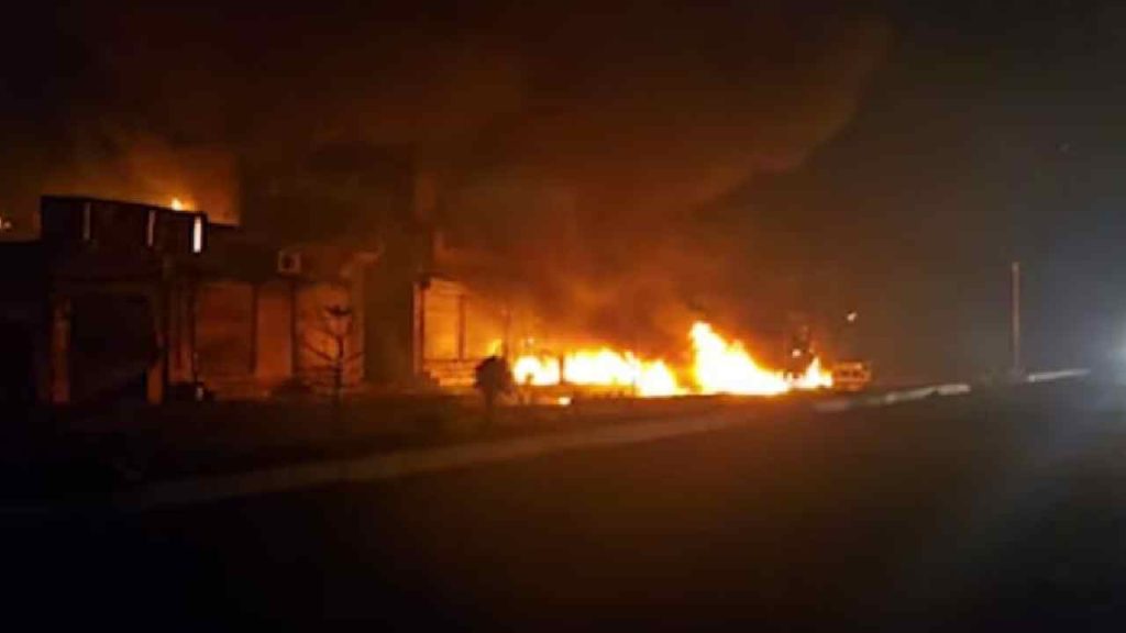 Iran Fuel Tanker Explosion 11 Killed 7 Injured Near Sanandaj