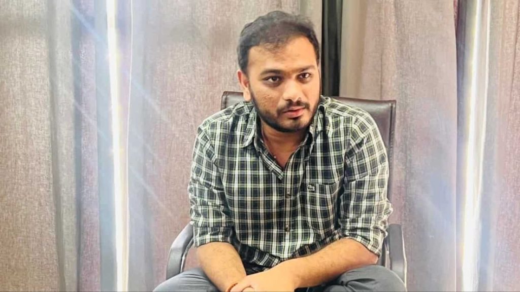 Srikanth Odela Reveals Four Year Struggle To Meet Director Sukumar