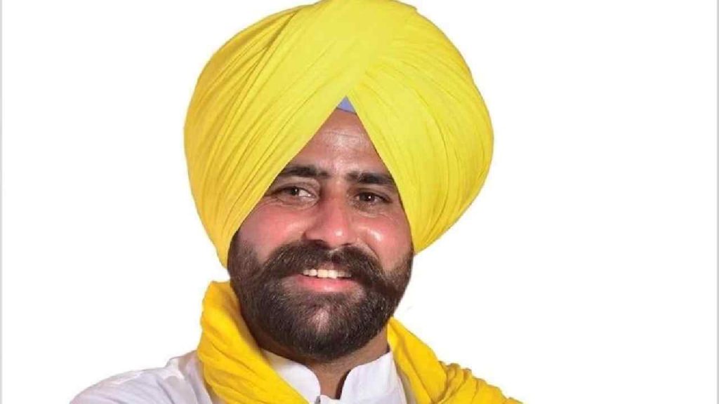 Punjab Aap Expels Sukhveer Maiserkhana Teacher Shortage Row