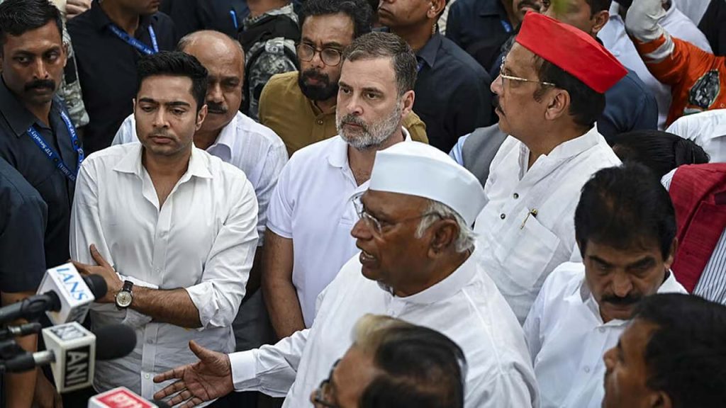 India Bloc March Supreme Court Delhi Metro Stations Closed October 12