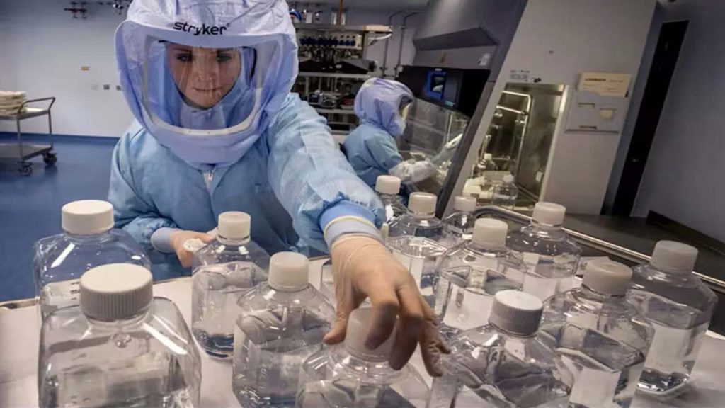Russia Mystery Pneumonia Lab Worker Dies 197 People Under Medical Observation