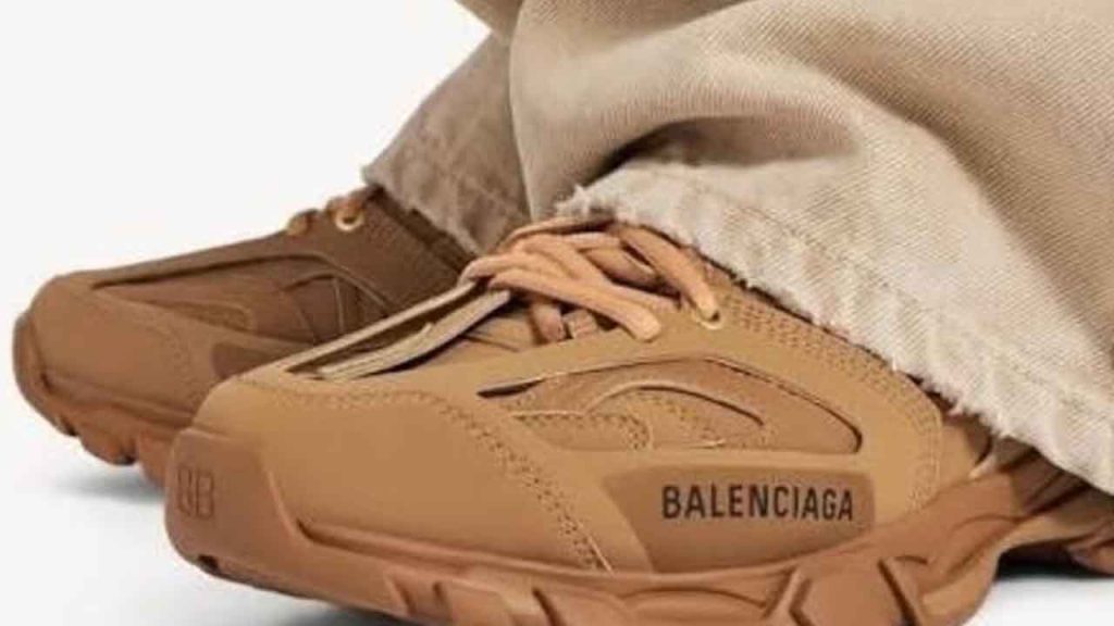 Luxury Sneakers Market Trends