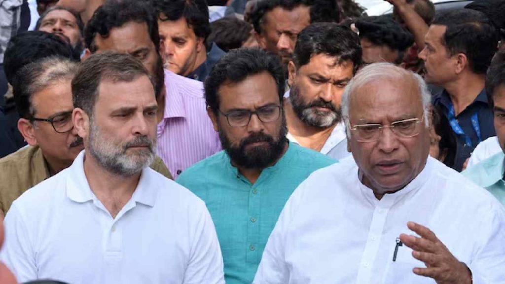 Rahul Gandhi Says My Goal Is 100 Firs As Opposition Heads To Jantar Mantar